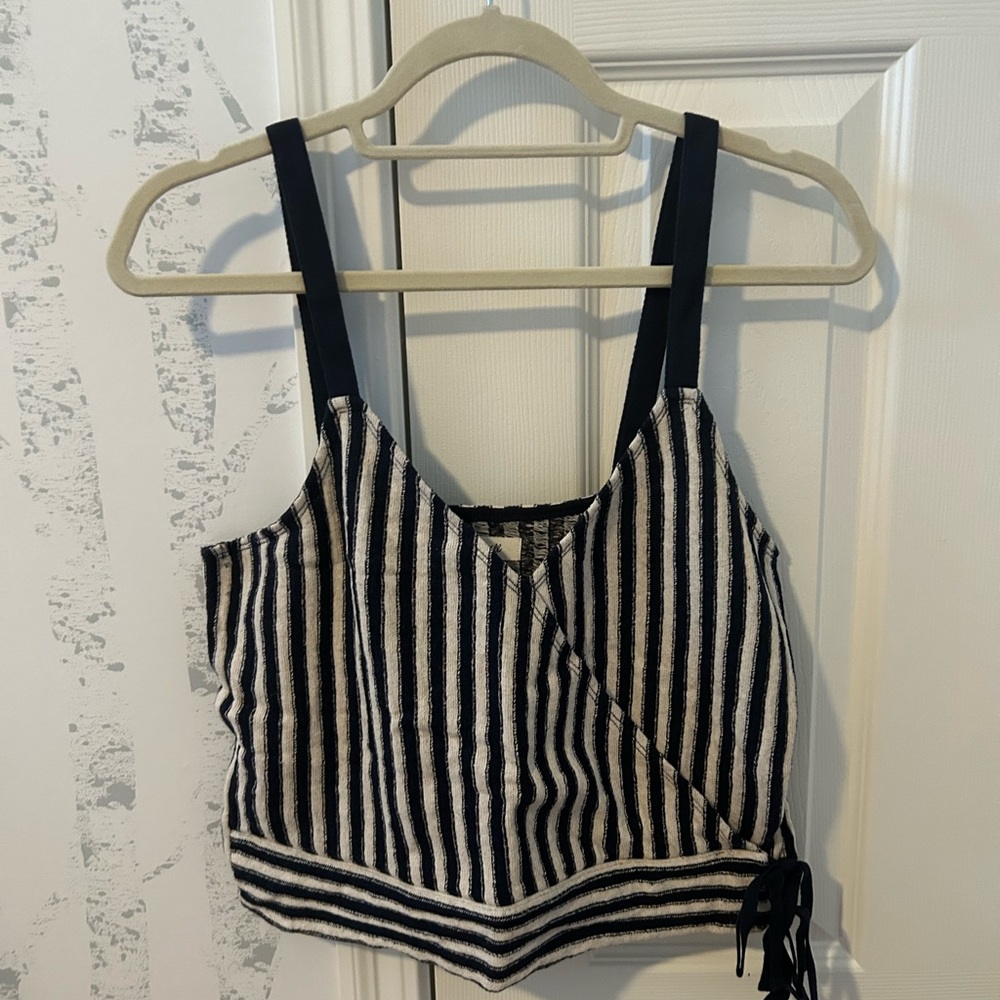 Madewell Crop Top Size Medium Navy Stripe